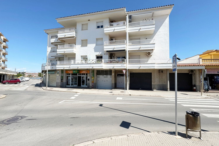 Piso en avenida de Montgó