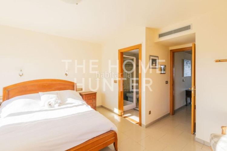 Ático  de 214 m2 con vistas y terraza en venta en escala, l en Escala (L´)