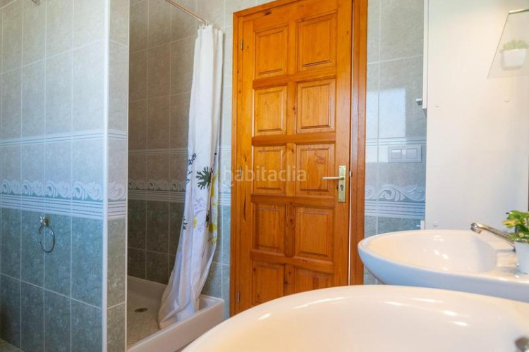 Casa  espaciosa con vistas al mar y piscina privada zona puig sec en Escala (L´)