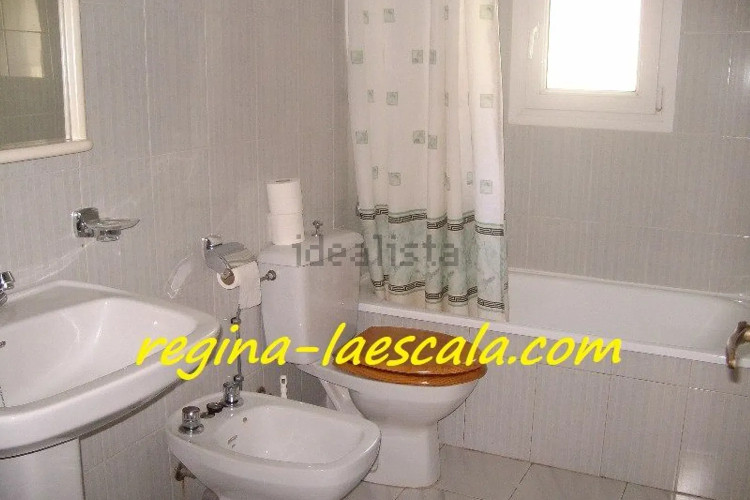 Chalet adosado en calle Onyar