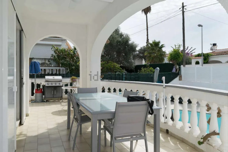 Casa independiente en Barrio Riells