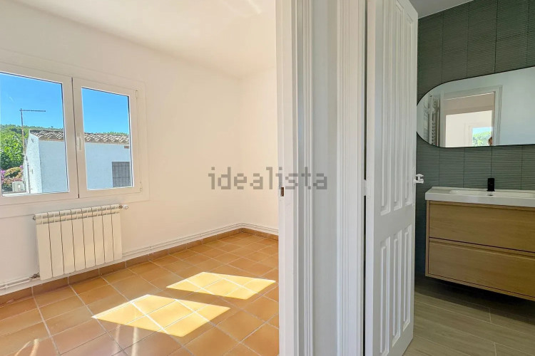 Chalet pareado en calle Era