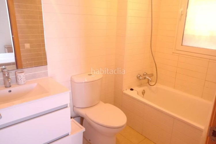 Piso en naintré 3 moderno apartamento en la playa de Riells en Escala (L´)