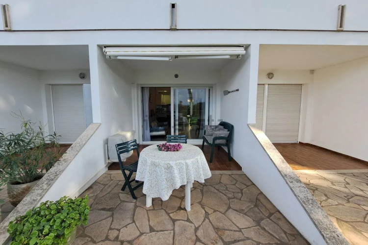 ola, bienvenido en tu nuevo hogar en L'Escala.