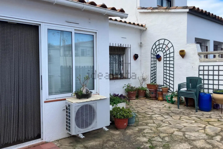 Casa independiente en calle Puig