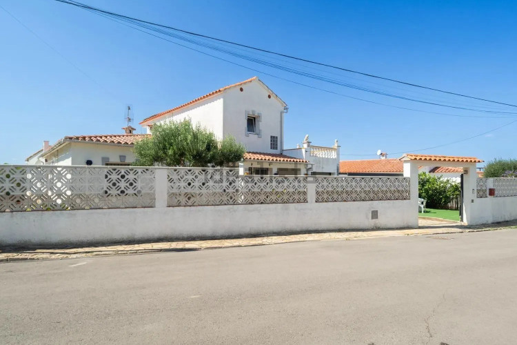 Casa independiente en Barrio Port - Les Planasses