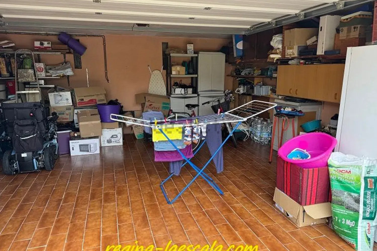 Chalet adosado en CL Muntanya Rodona