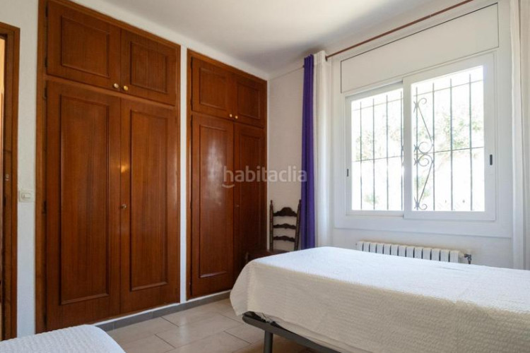 Casa  espaciosa con vistas al mar y piscina privada zona puig sec en Escala (L´)