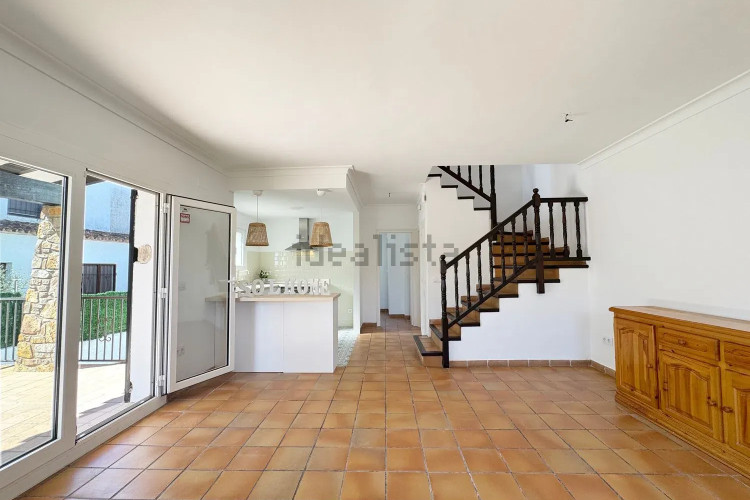 Chalet pareado en calle Era