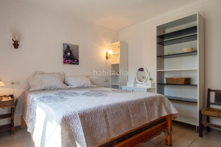 Casa  espaciosa con vistas al mar y piscina privada zona puig sec en Escala (L´)