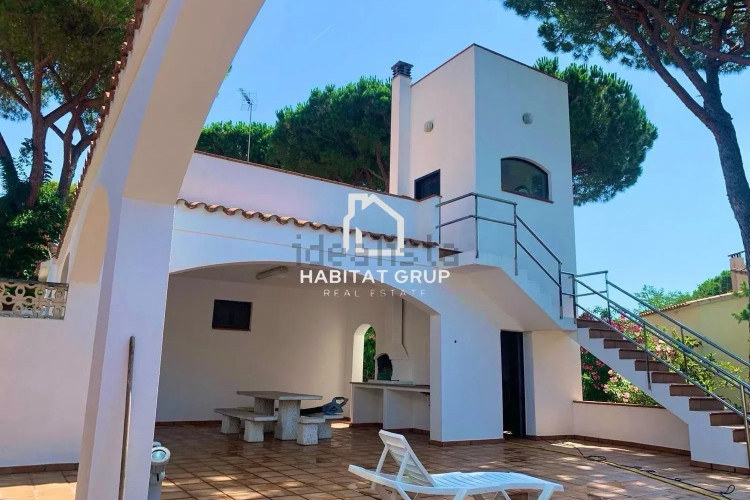 Casa independiente en Barrio Port - Les Planasses