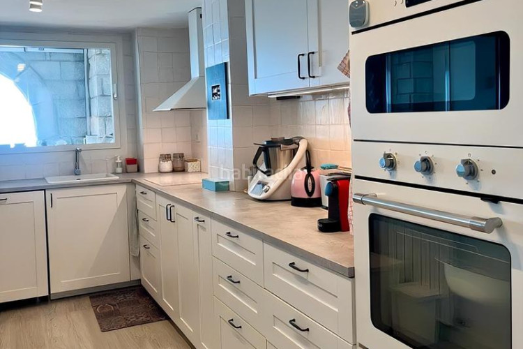 Piso dúplex exclusivo con espectaculares vistas al mar y solárium privado en Escala (L´)