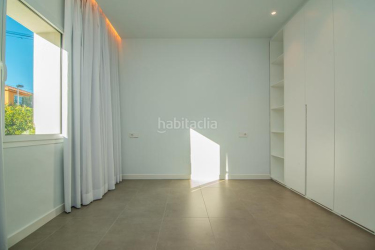 Casa en carrer ramon marquet 5 de lujo frente al mar en Escala (L´)