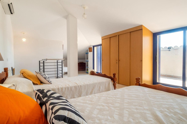 Calle PONENT, Eixample Residencial