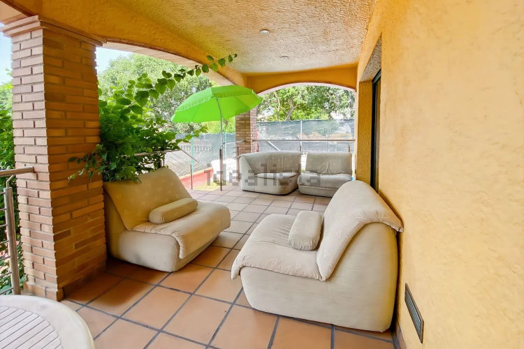 Chalet adosado en CL Salvia