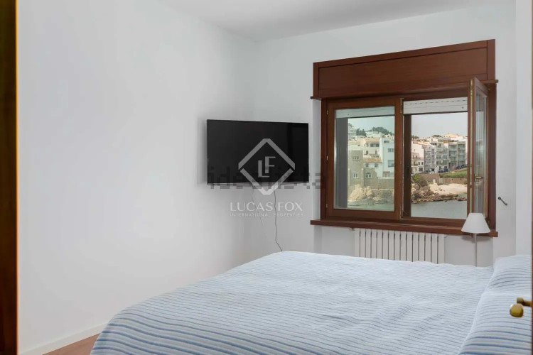 Chalet pareado en calle de la Torre