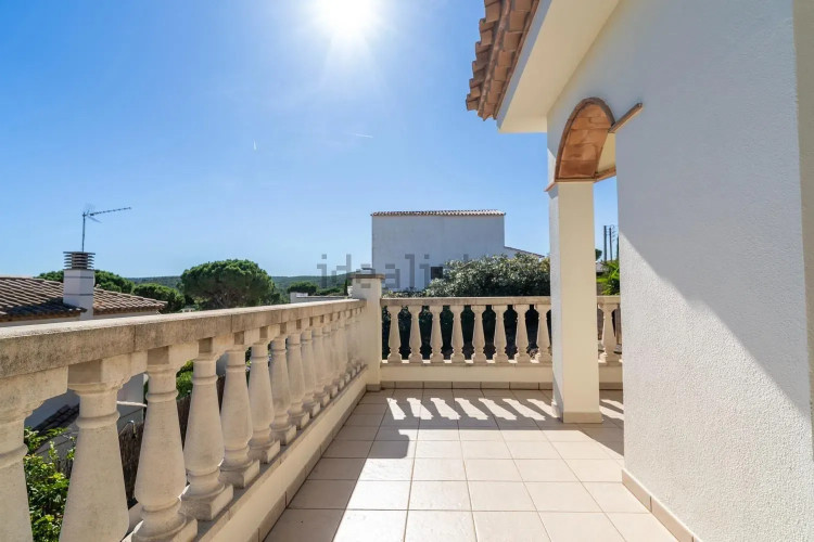 Casa independiente en Barrio Port - Les Planasses