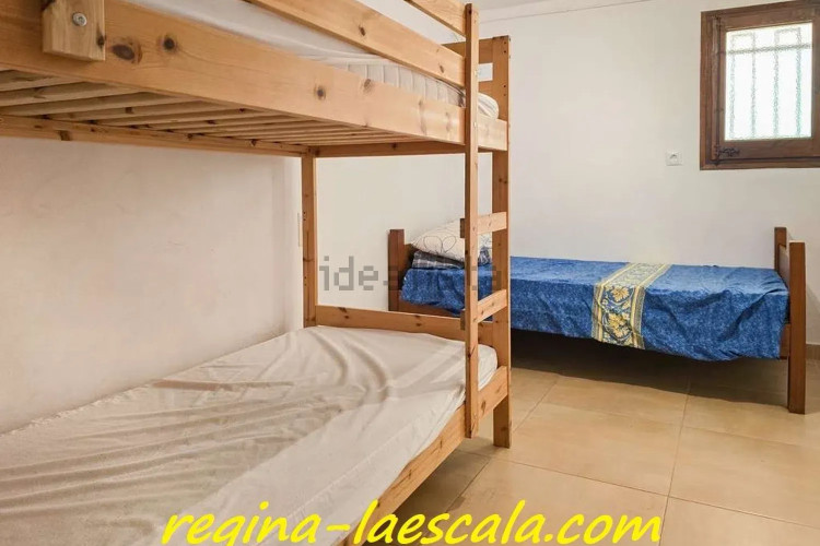 Casa independiente en calle Olives