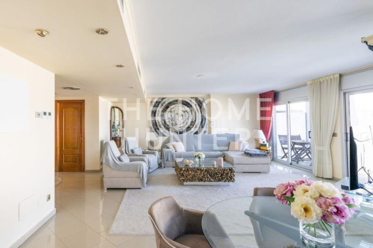 Ático  de 214 m2 con vistas y terraza en venta en escala, l en Escala (L´)