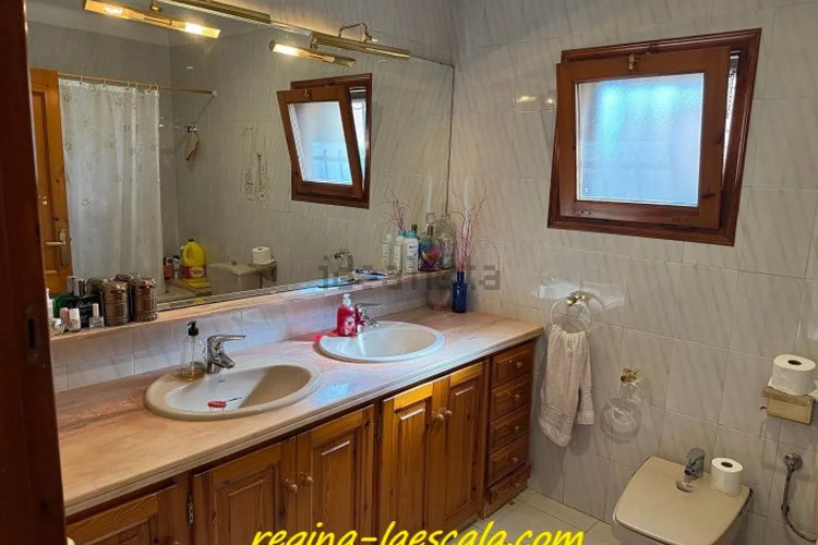 Chalet adosado en CL Muntanya Rodona