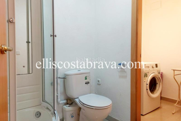 Casa fantástica propiedad con piscina privada y vistas al mar. en Escala (L´)