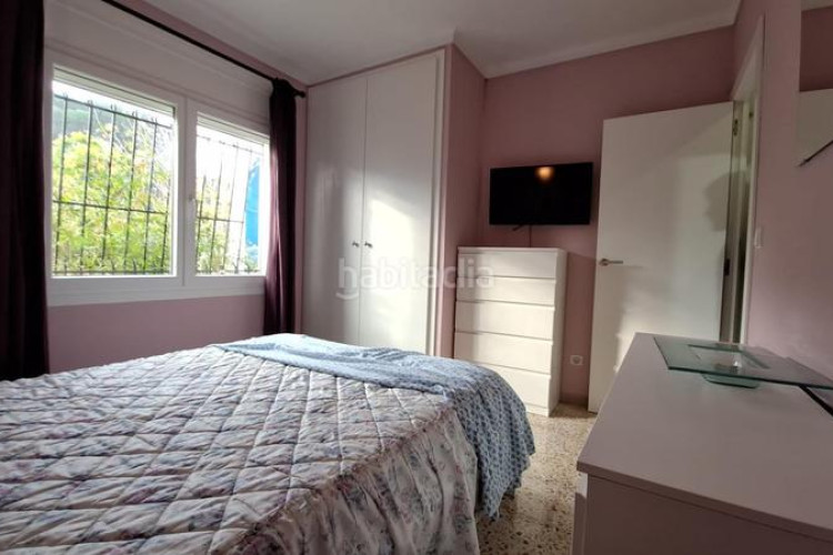Chalet acogedor chalet esquinero con jardín y parking con posibilidad de piscina privada lescala costa brava en Escala (L´)