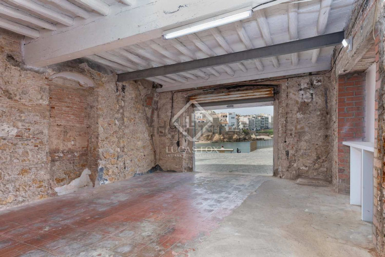 Chalet pareado en calle de la Torre