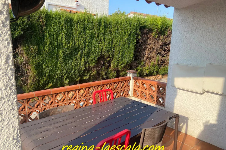 Chalet adosado en calle Fitora
