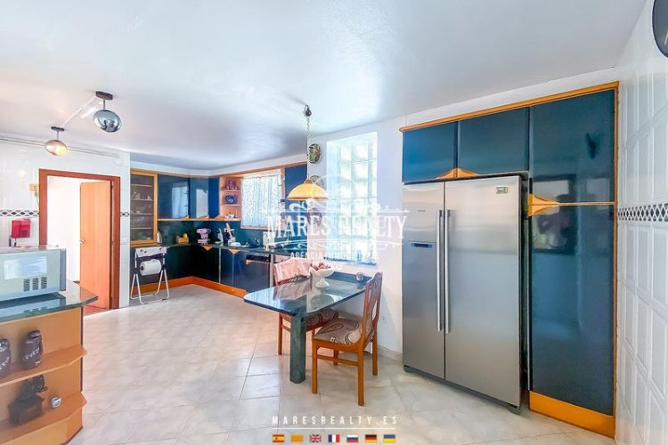 Casa preciosa casa a 4 vientos con gran parcela en Escala (L´)