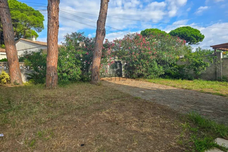 Casa independiente en Barrio Port - Les Planasses