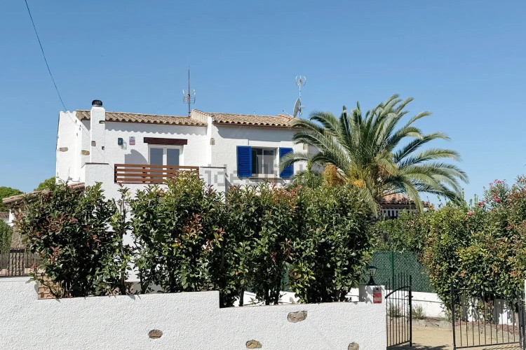 Chalet pareado en calle Era