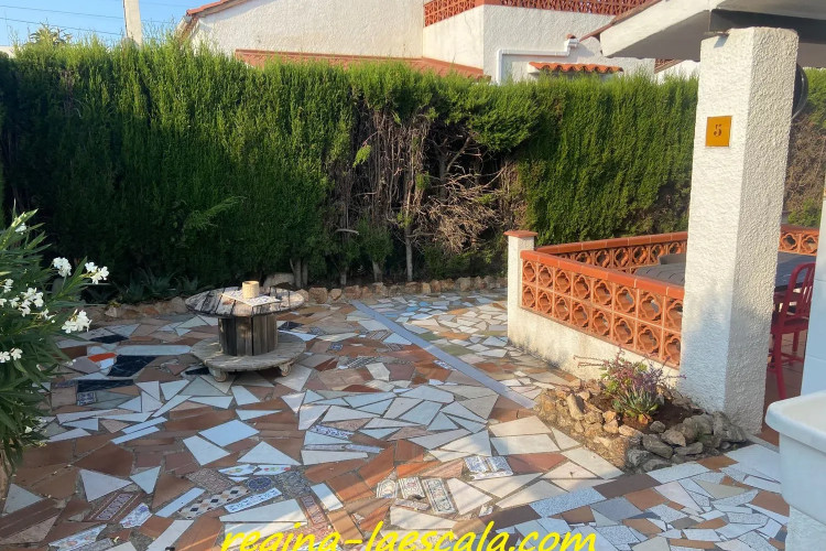 Chalet adosado en calle Fitora