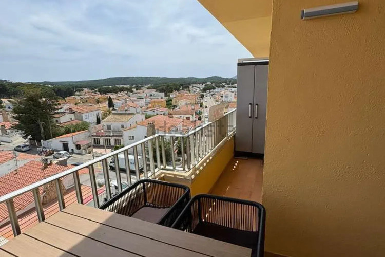 Piso en avenida de Montgó