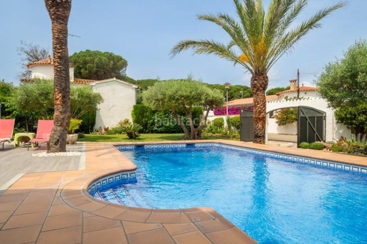 Casa un oasis de privacidad y confort en Riells Escala (L´)