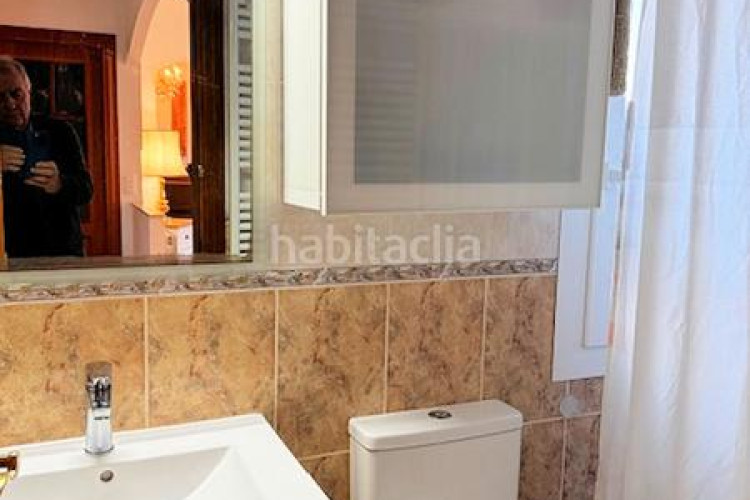 Chalet villa con piscina privada, de primera calidad en Escala (L´)