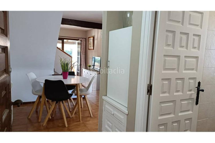 Piso en roger de llúria 5 venta piso en lescala en Escala (L´)