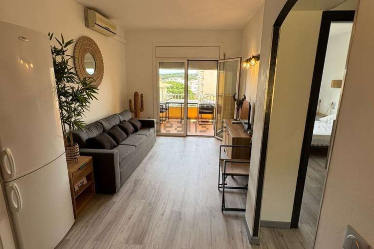 Piso en avenida de Montgó