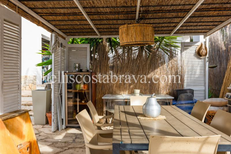 Casa  con vistas al mar y a la montaña - puig sec en Escala (L´)