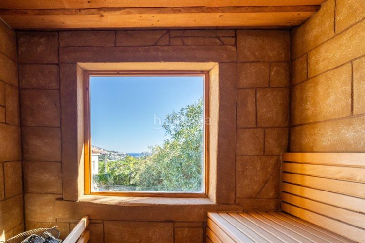 Casa  con vistas al mar en montgó con piscina, sauna y licencia turística en Escala (L´)