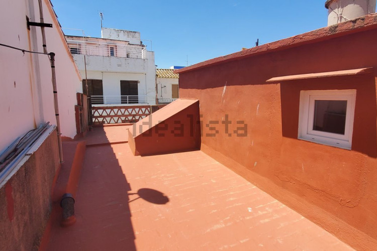 gran casa casco antiguo muchas posibilidades con vista al mar