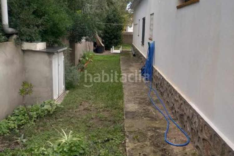 Chalet encantadora casa unifamiliar a 750m de la playa de Riells – calle espigol, l’escala en Escala (L´)