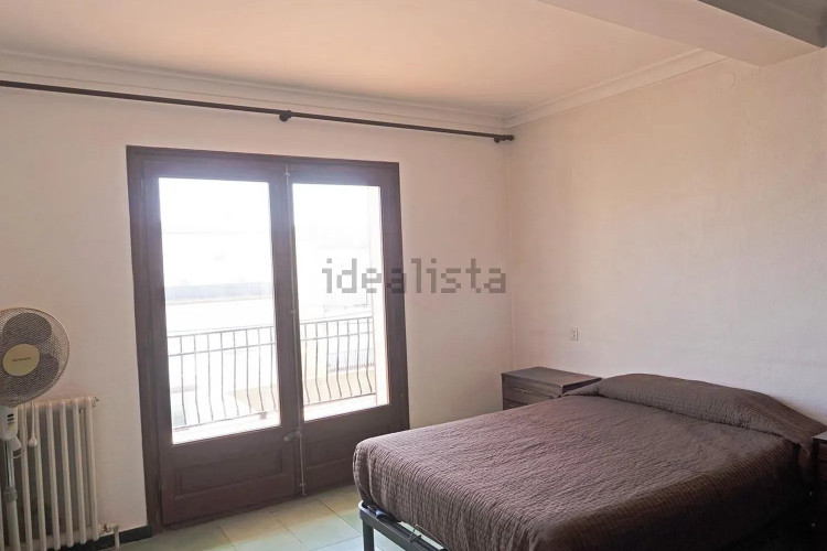 Chalet adosado en avenida de Girona