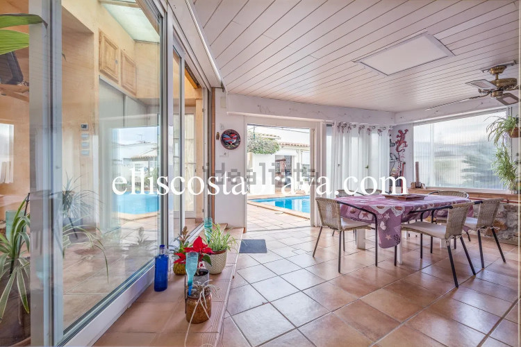 Casa independiente en Barrio Riells