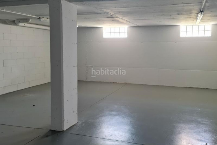 Casa adosada casa de obra nueva a pie de playa en Escala (L´)