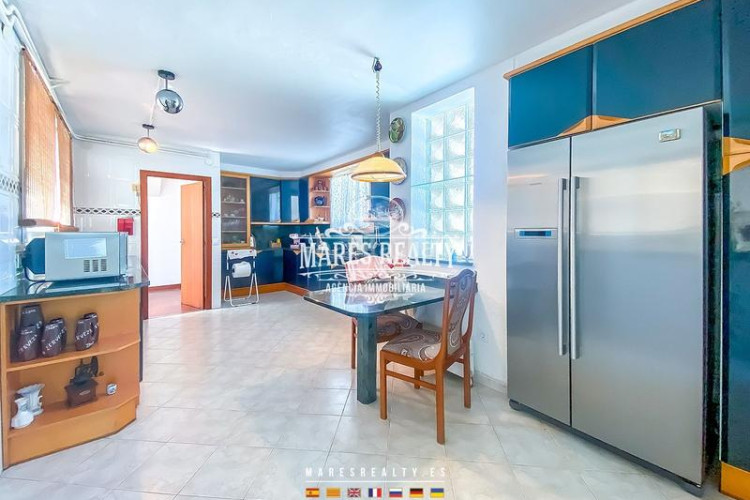 Casa preciosa casa a 4 vientos con gran parcela en Escala (L´)