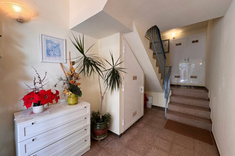 Avinguda de Girona, 51, Eixample Residencial
