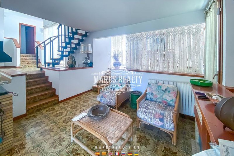 Casa preciosa casa a 4 vientos con gran parcela en Escala (L´)