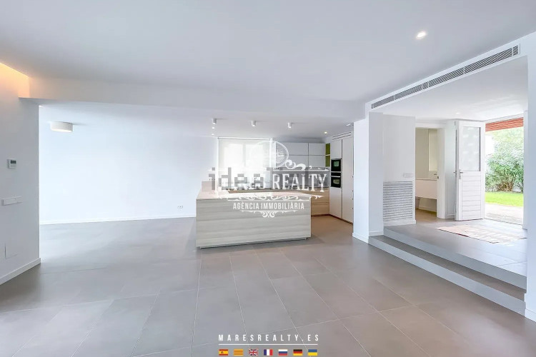 Casa independiente en Barrio Port - Les Planasses