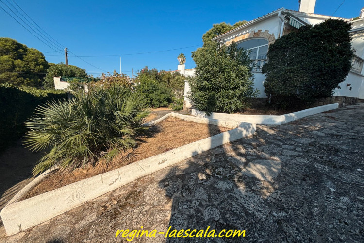 Carrer Pinedes, Port - La Cota - Puig Sec