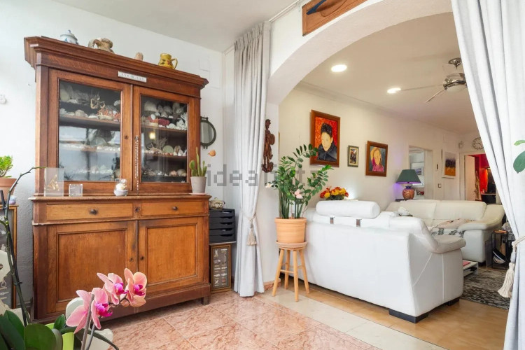 Casa independiente en Barrio Riells